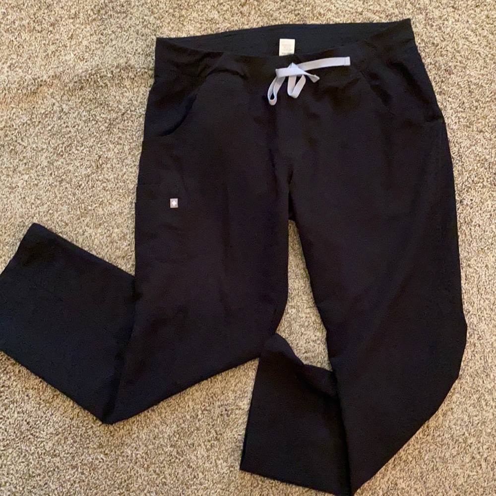 FIGS KADE PL Black scrub pants